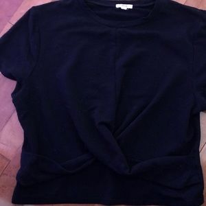 XL ardennes black cropped top with criss cross